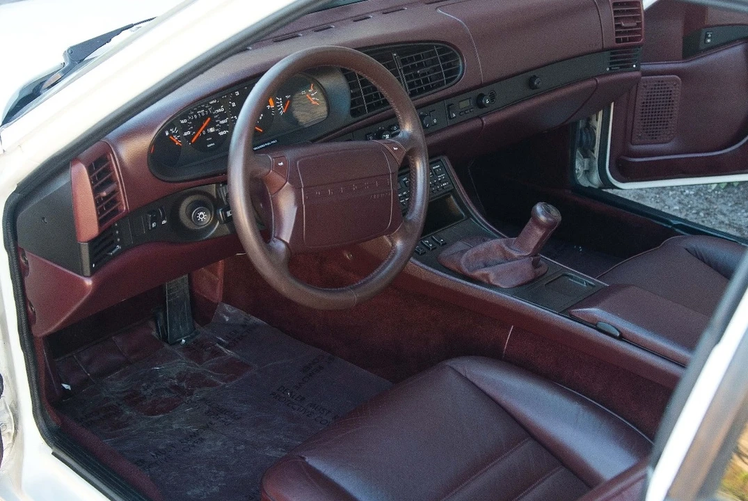 1987 Porsche 944 Turbo - Image 22 of 31