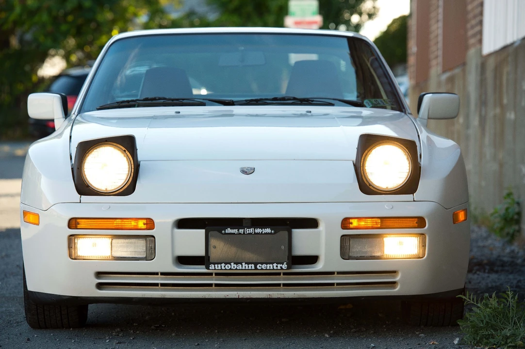 1987 Porsche 944 Turbo - Image 15 of 31