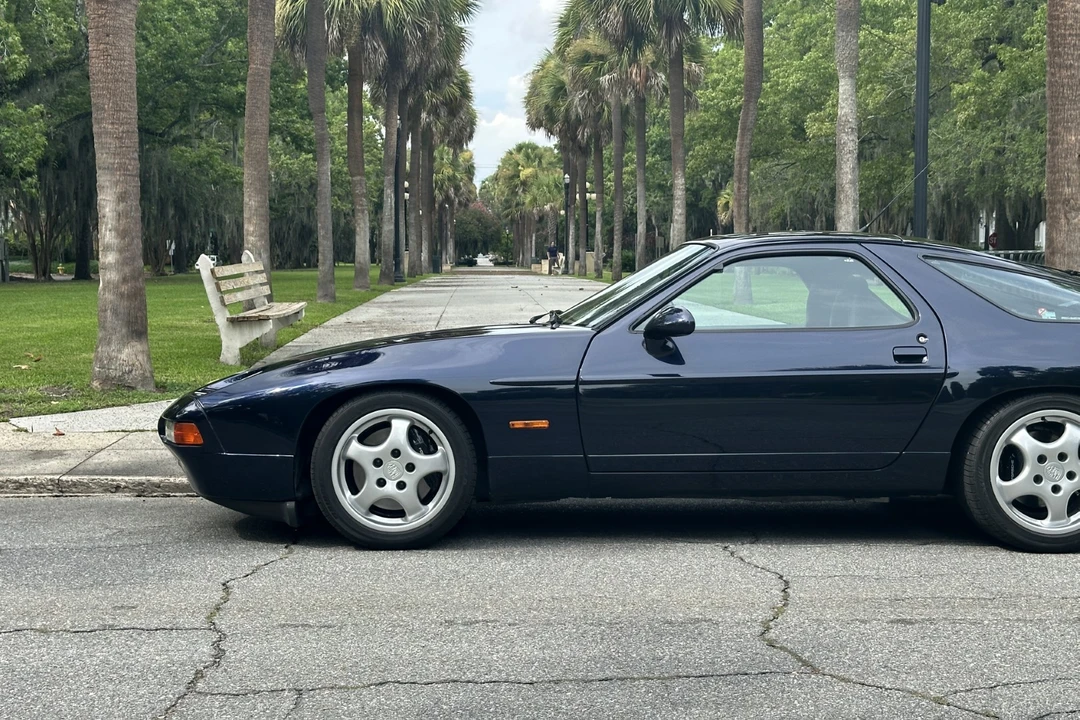 1992 Porsche 928 GTS - Image 13 of 31