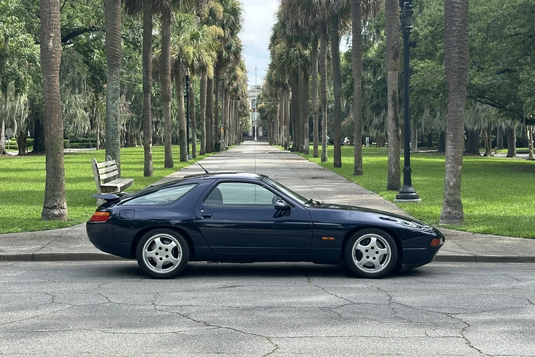 1992 Porsche 928 GTS - Image 9 of 31