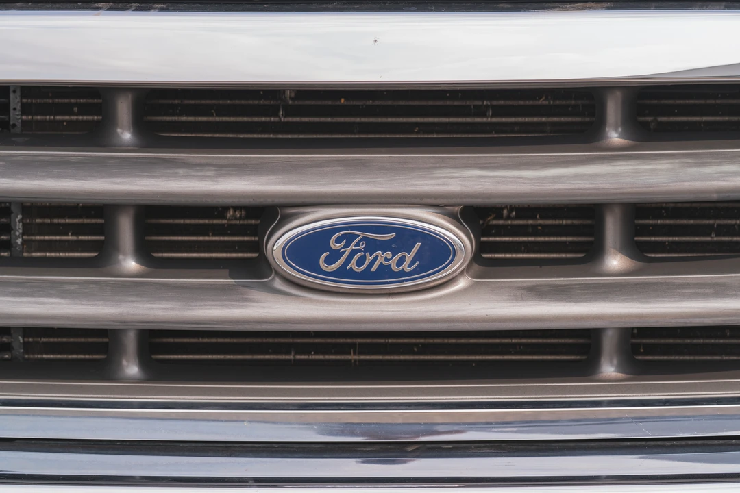 2000 Ford Super Duty 1st Gen - Image 25 of 31