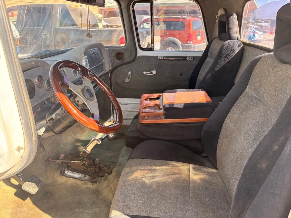 Chevrolet C/K 1st Gen - Image 4 of 5