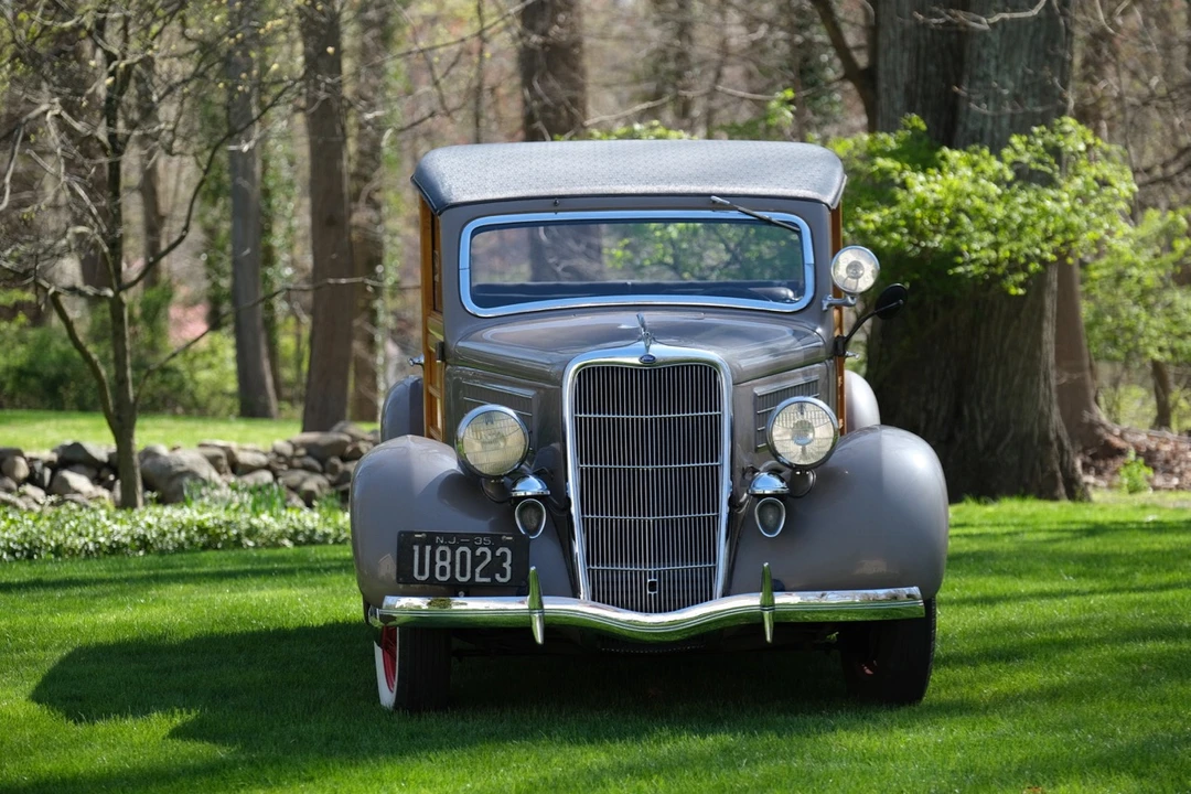 1935 Ford Model 48 & 68 - Image 15 of 31