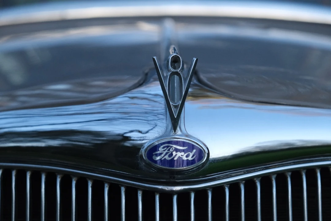 1935 Ford Model 48 & 68 - Image 26 of 31