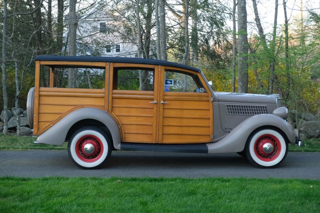 1935 Ford Model 48 & 68 - Image 7 of 31