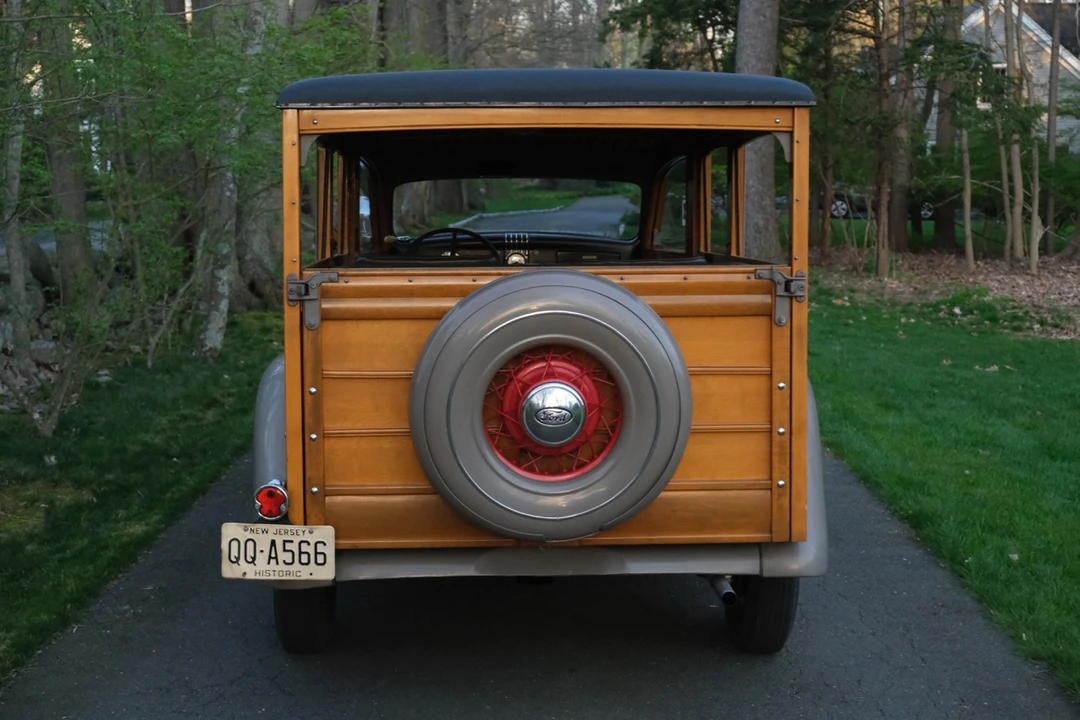 1935 Ford Model 48 & 68 - Image 10 of 31