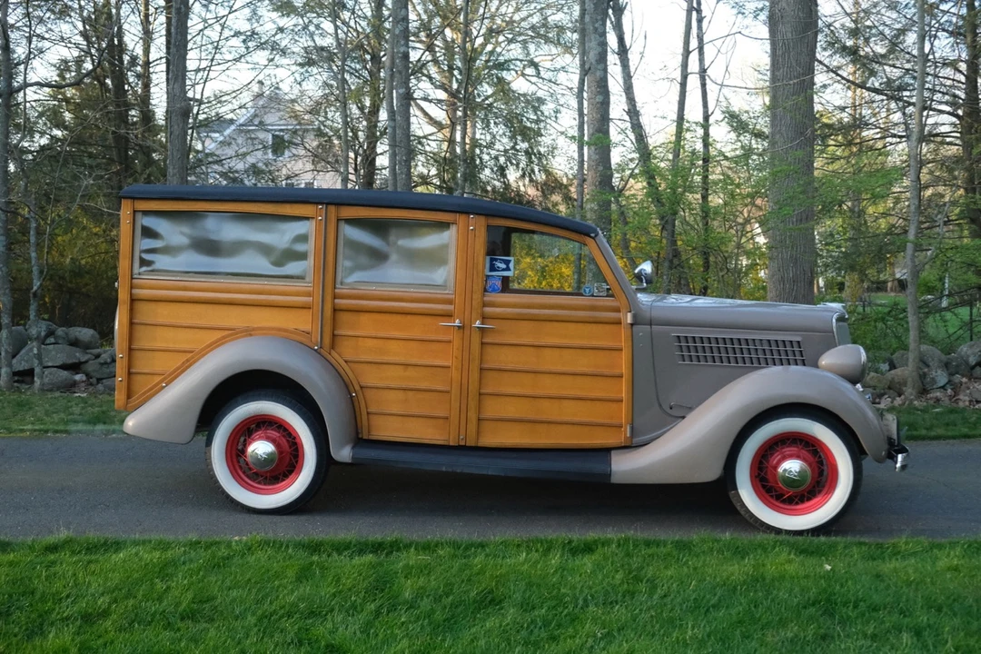 1935 Ford Model 48 & 68 - Image 8 of 31