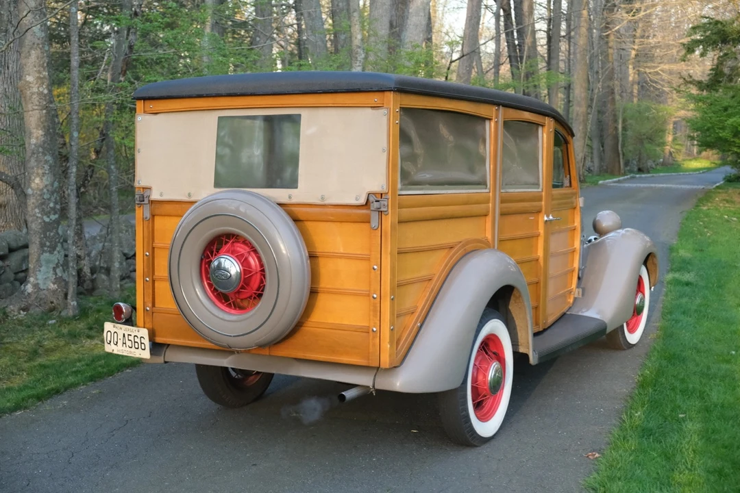 1935 Ford Model 48 & 68 - Image 9 of 31