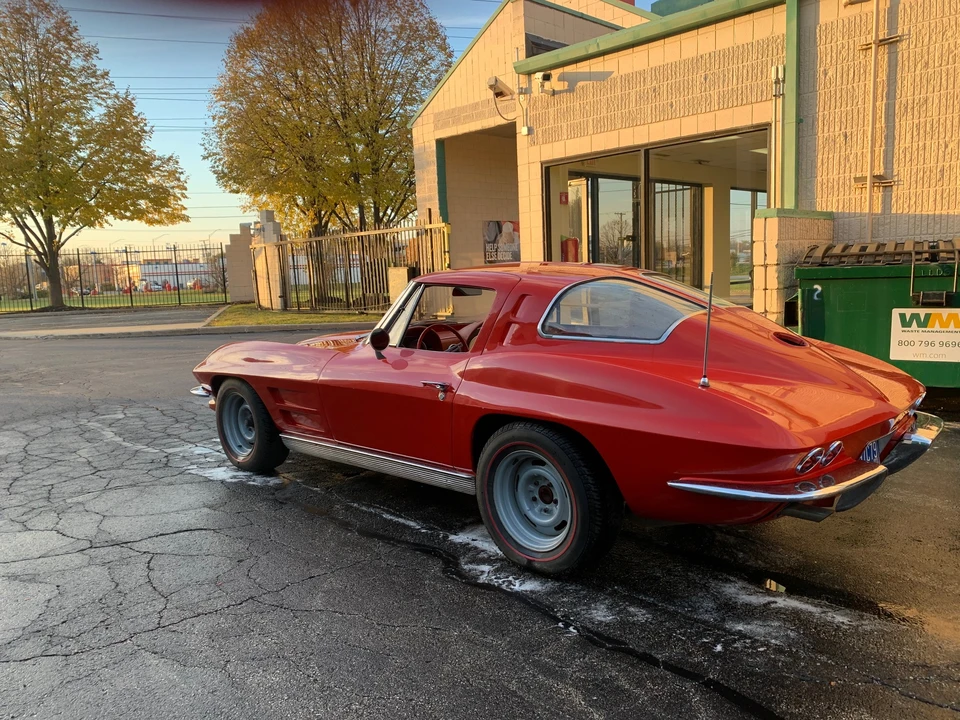 1963 Chevrolet Corvette C2 - Image 5 of 31