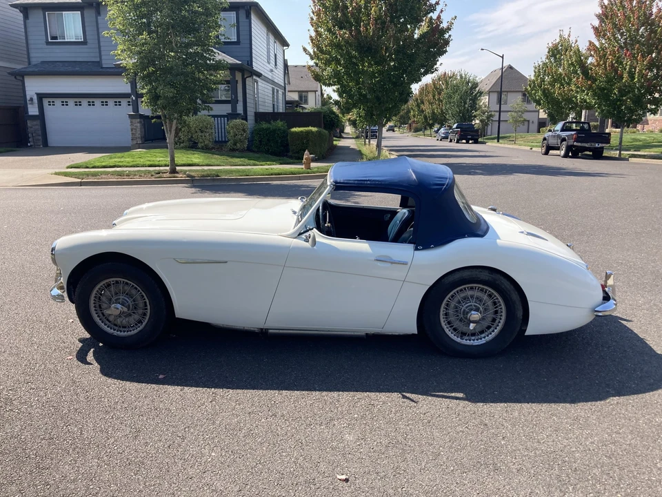 1959 Austin-Healey 100-6 - Image 14 of 31