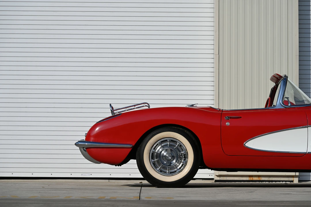 1960 Chevrolet Corvette C1 - Image 13 of 31