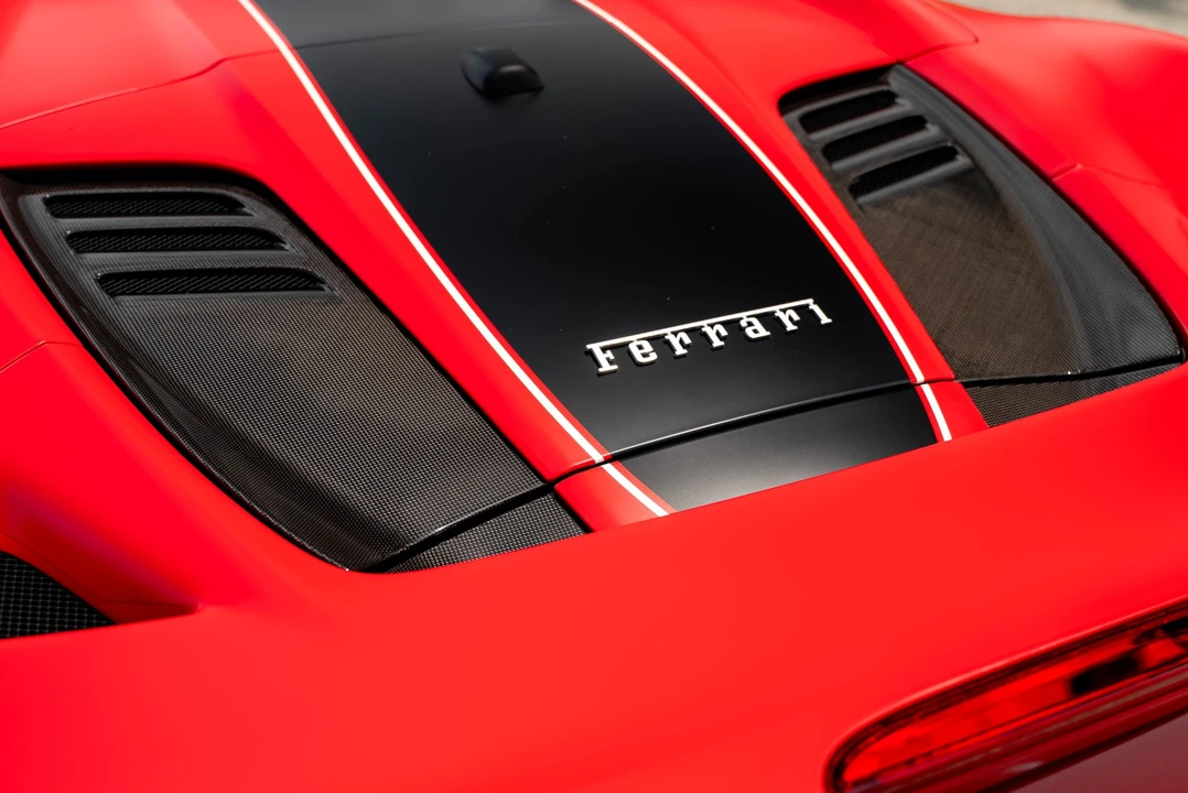 2022 Ferrari F8 Spider - Image 30 of 31
