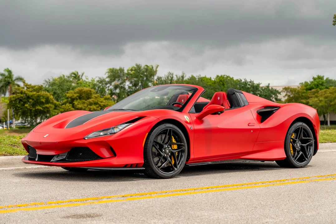 2022 Ferrari F8 Spider - Image 2 of 31