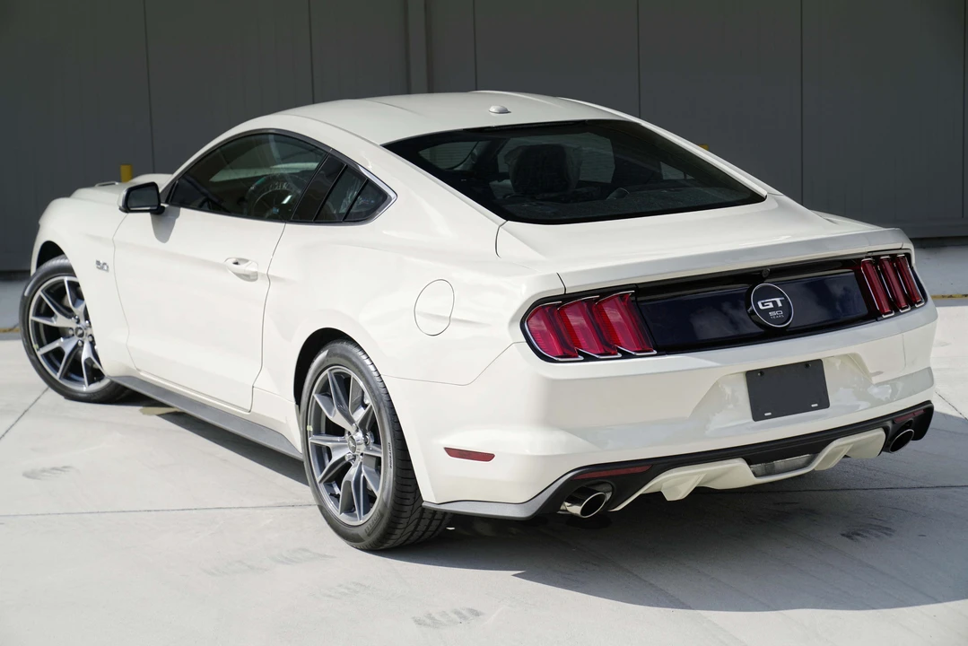 2015 Ford S550 Mustang GT - Image 11 of 31