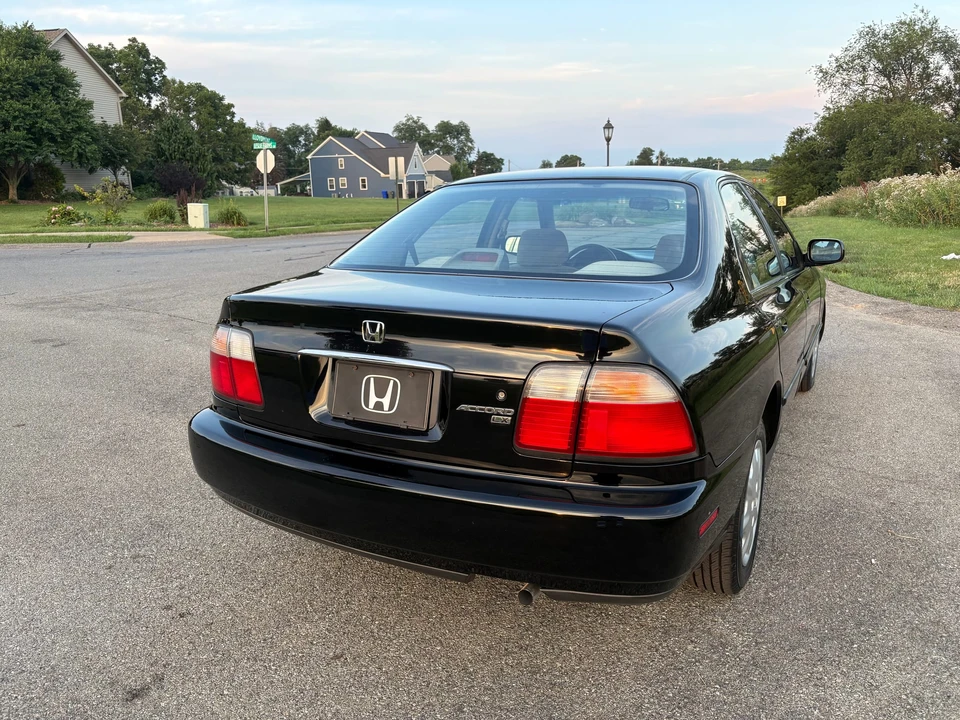 1997 Honda Accord 5th Gen - Image 19 of 31