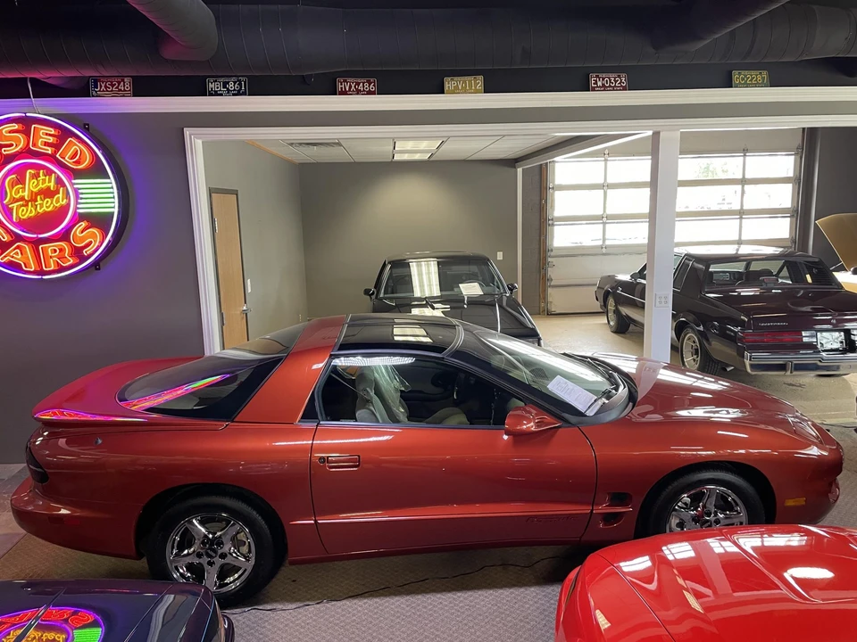 2002 Pontiac Firebird 4th Gen - Image 14 of 31