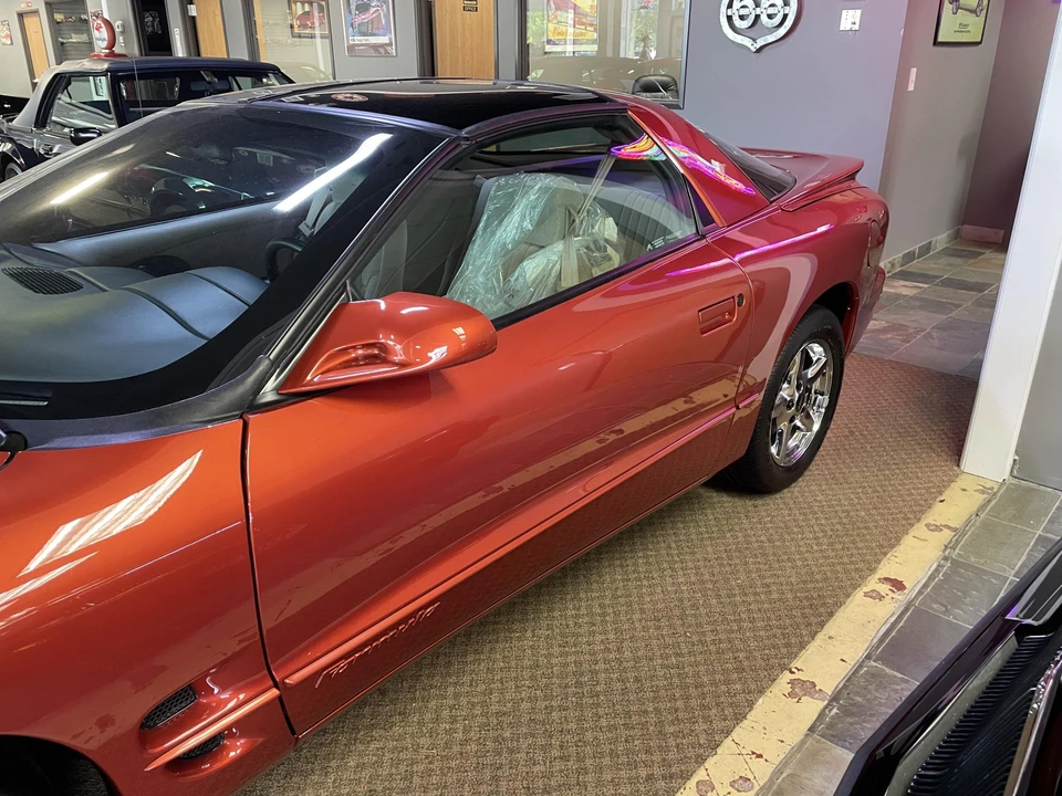 2002 Pontiac Firebird 4th Gen - Image 26 of 31