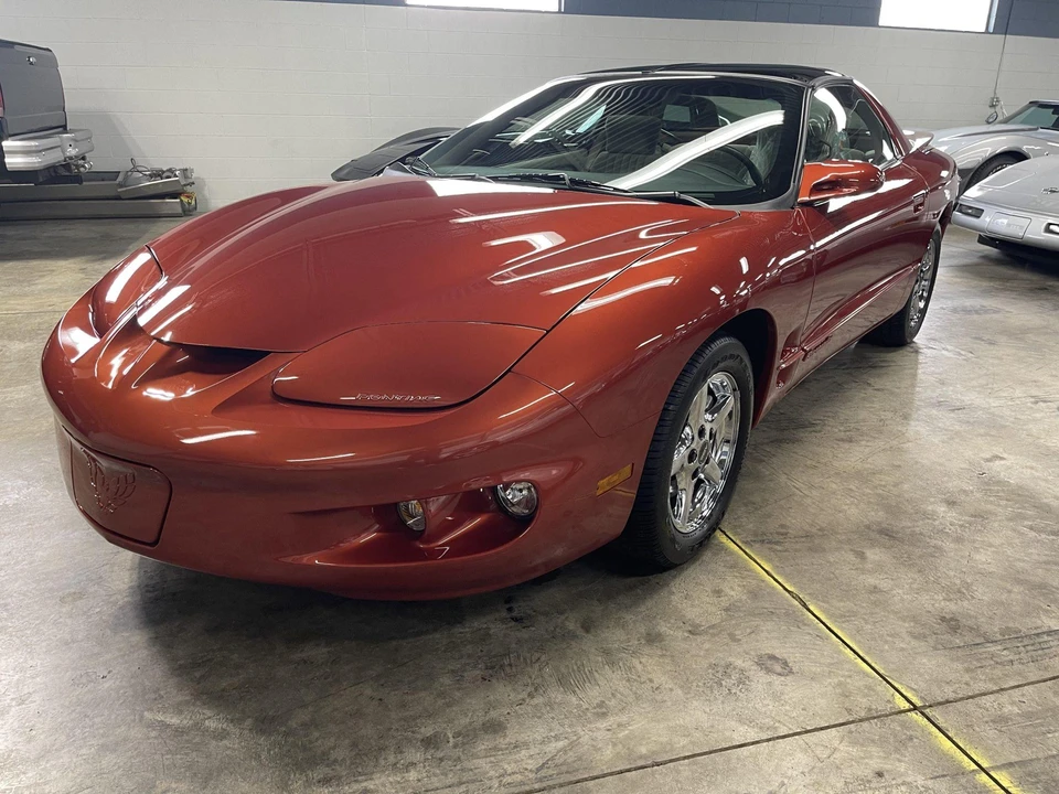 2002 Pontiac Firebird 4th Gen - Image 5 of 31