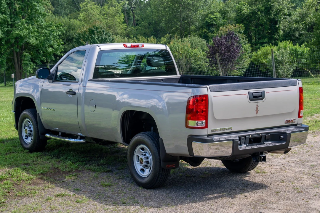 2008 GMC Sierra Heavy Duty 3rd Gen - Image 24 of 31