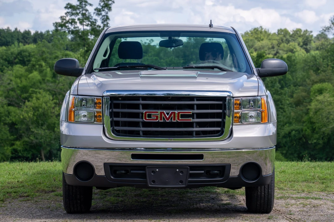 2008 GMC Sierra Heavy Duty 3rd Gen - Image 3 of 31