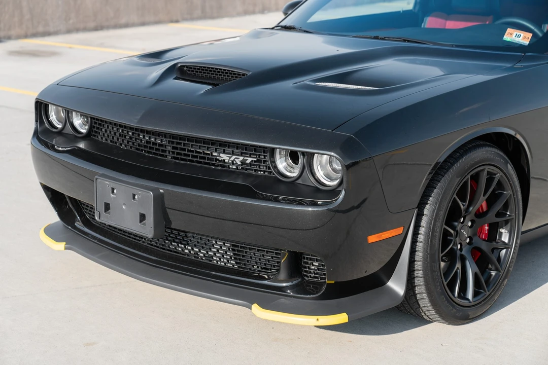 2015 Dodge Challenger SRT Hellcat 3rd Gen - Image 15 of 31