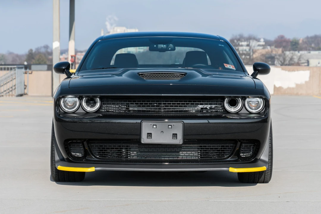 2015 Dodge Challenger SRT Hellcat 3rd Gen - Image 2 of 31