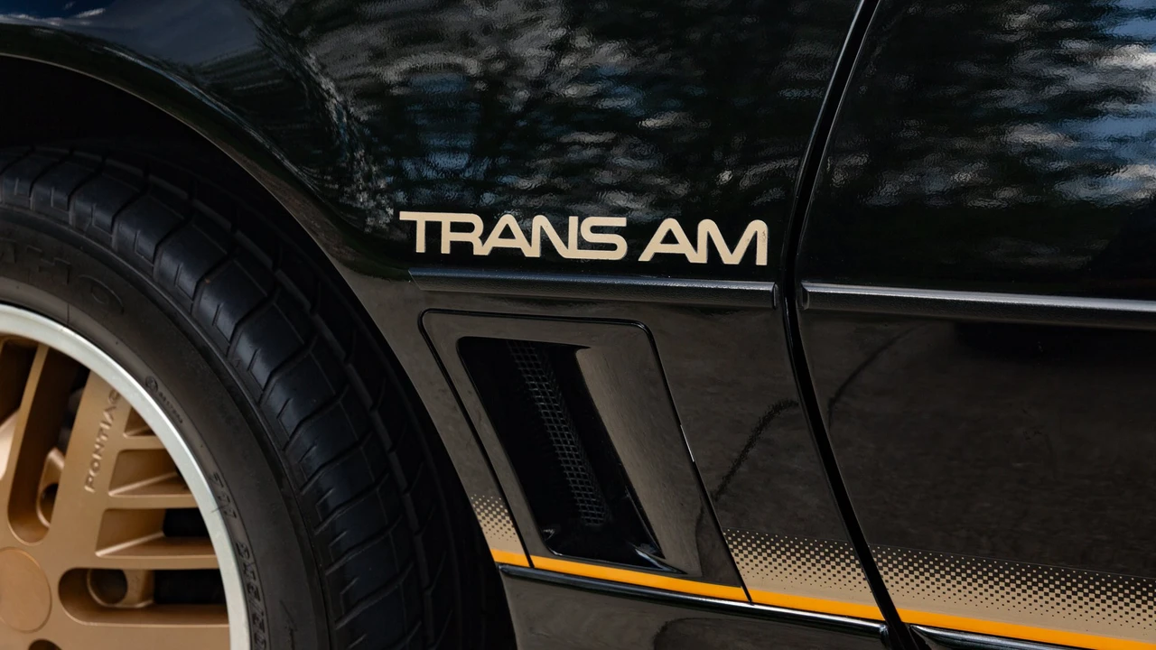 1985 Pontiac Firebird Trans Am 3rd Gen - Image 17 of 31