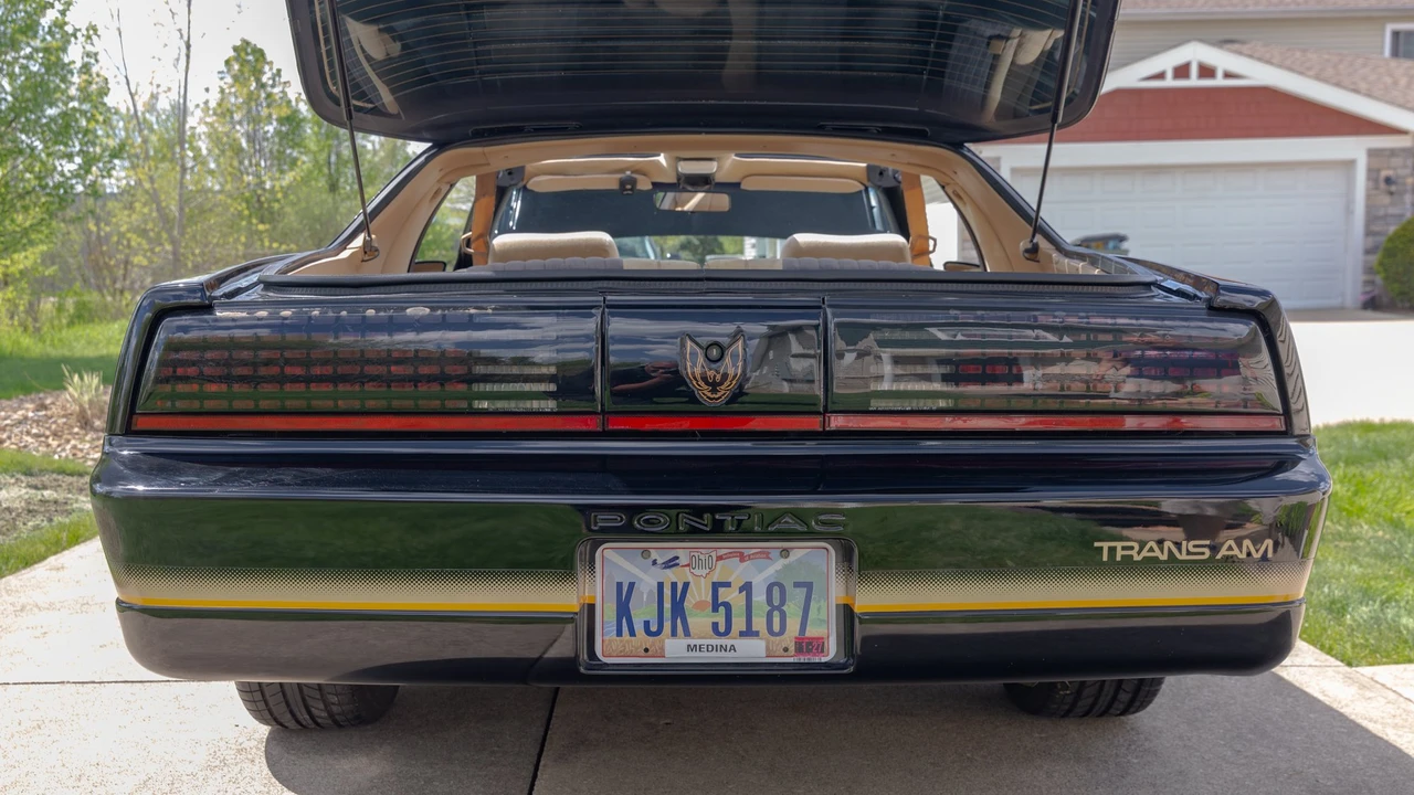1985 Pontiac Firebird Trans Am 3rd Gen - Image 13 of 31