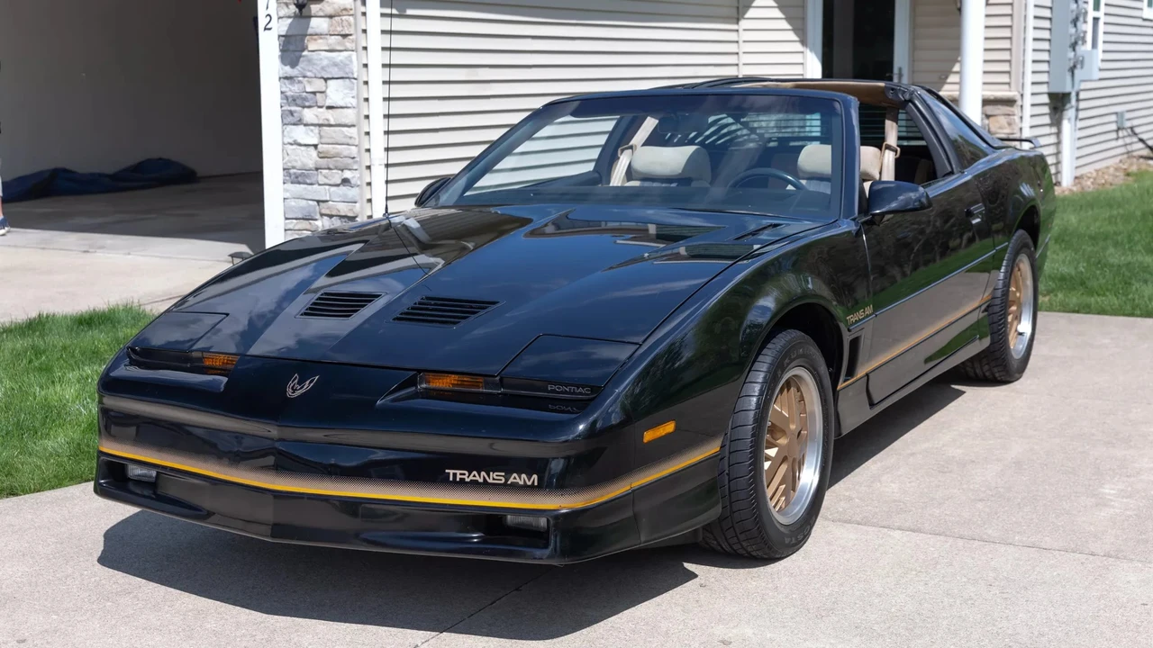 1985 Pontiac Firebird Trans Am 3rd Gen - Image 5 of 31