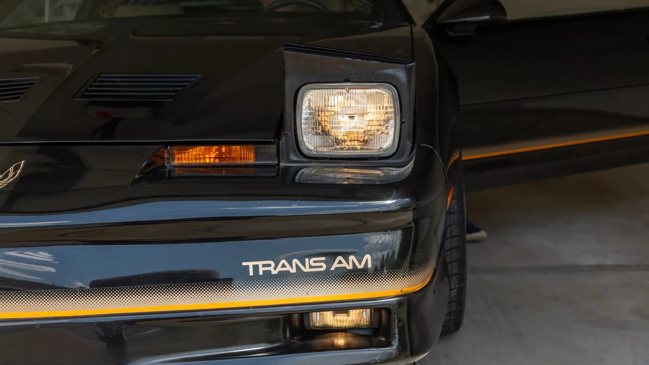 1985 Pontiac Firebird Trans Am 3rd Gen - Image 30 of 31
