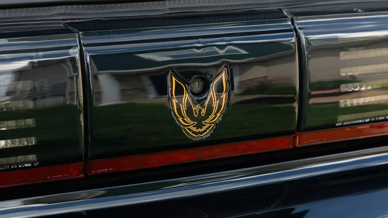 1985 Pontiac Firebird Trans Am 3rd Gen - Image 23 of 31
