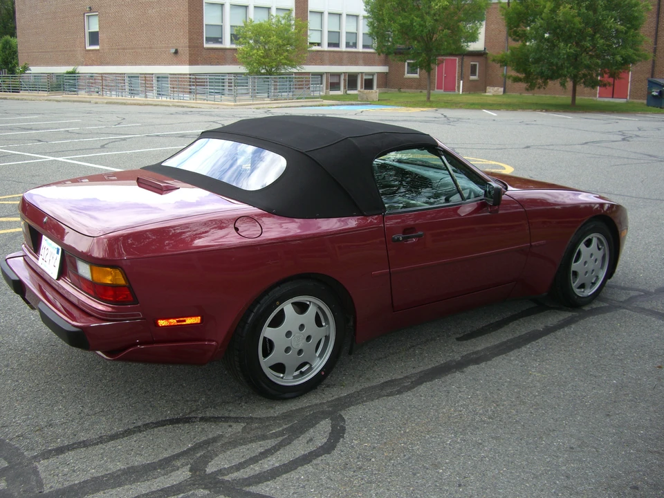 1990 Porsche 944 S2 - Image 17 of 31