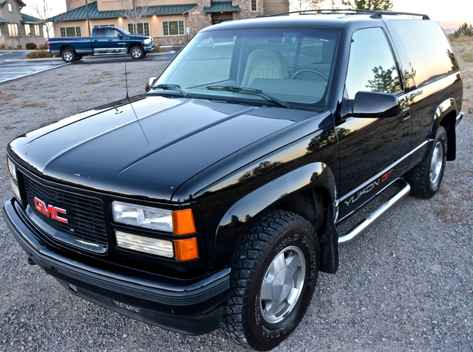 1994 GMC Yukon 1st Gen - Image 2 of 31