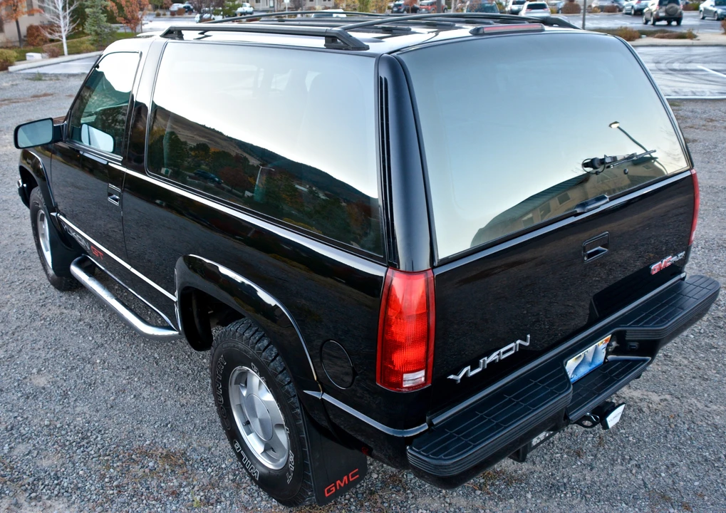 1994 GMC Yukon 1st Gen - Image 5 of 31