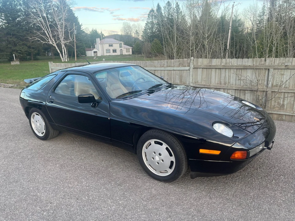 1989 Porsche 928 S4 - Image 10 of 31