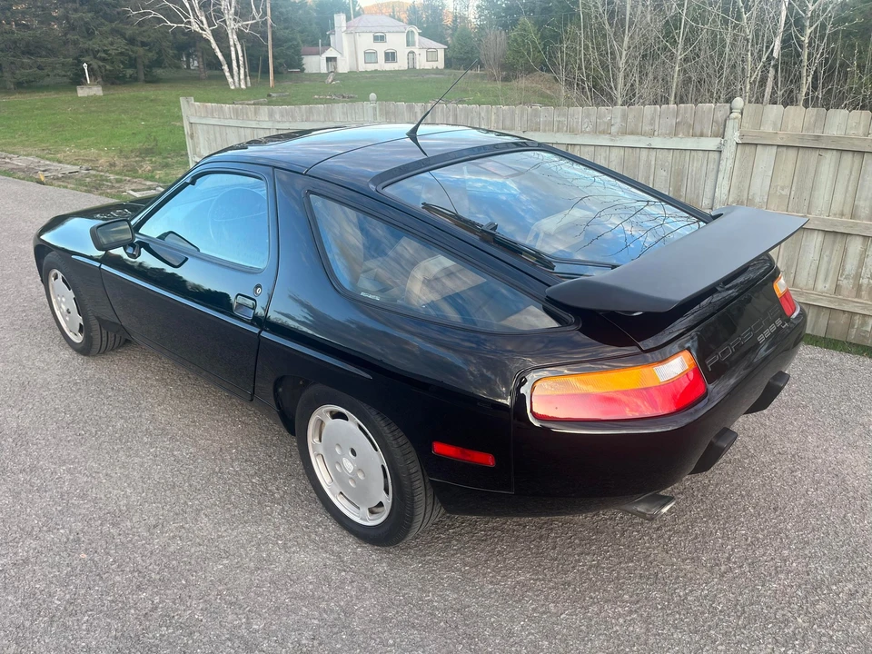 1989 Porsche 928 S4 - Image 18 of 31