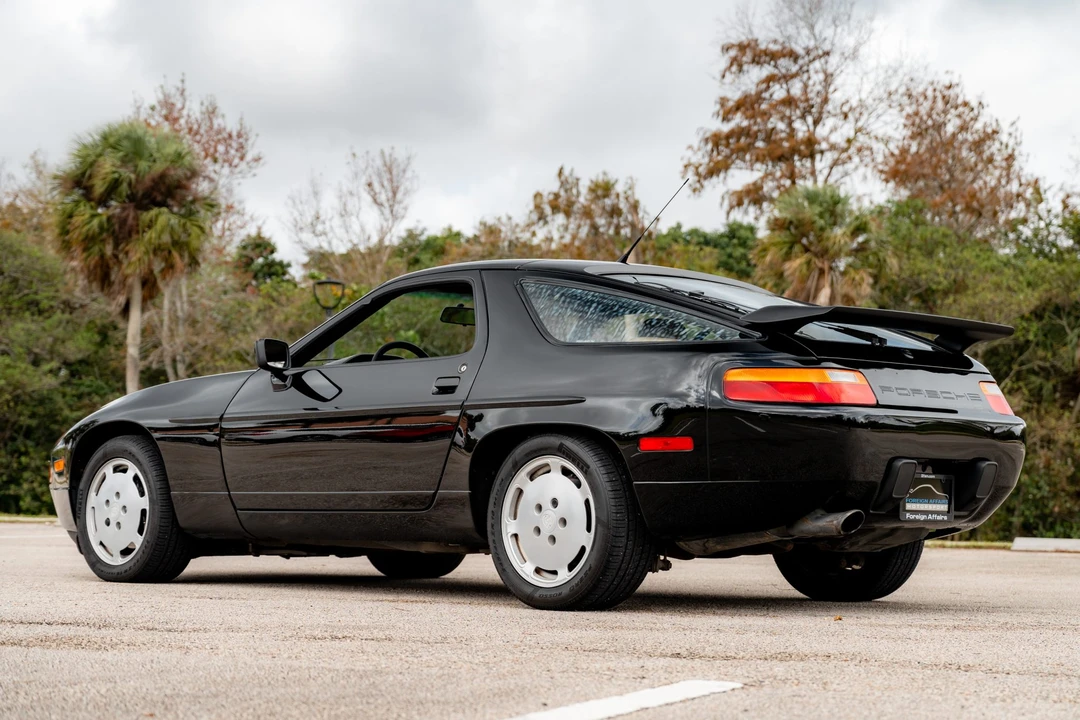 1989 Porsche 928 S4 - Image 3 of 31