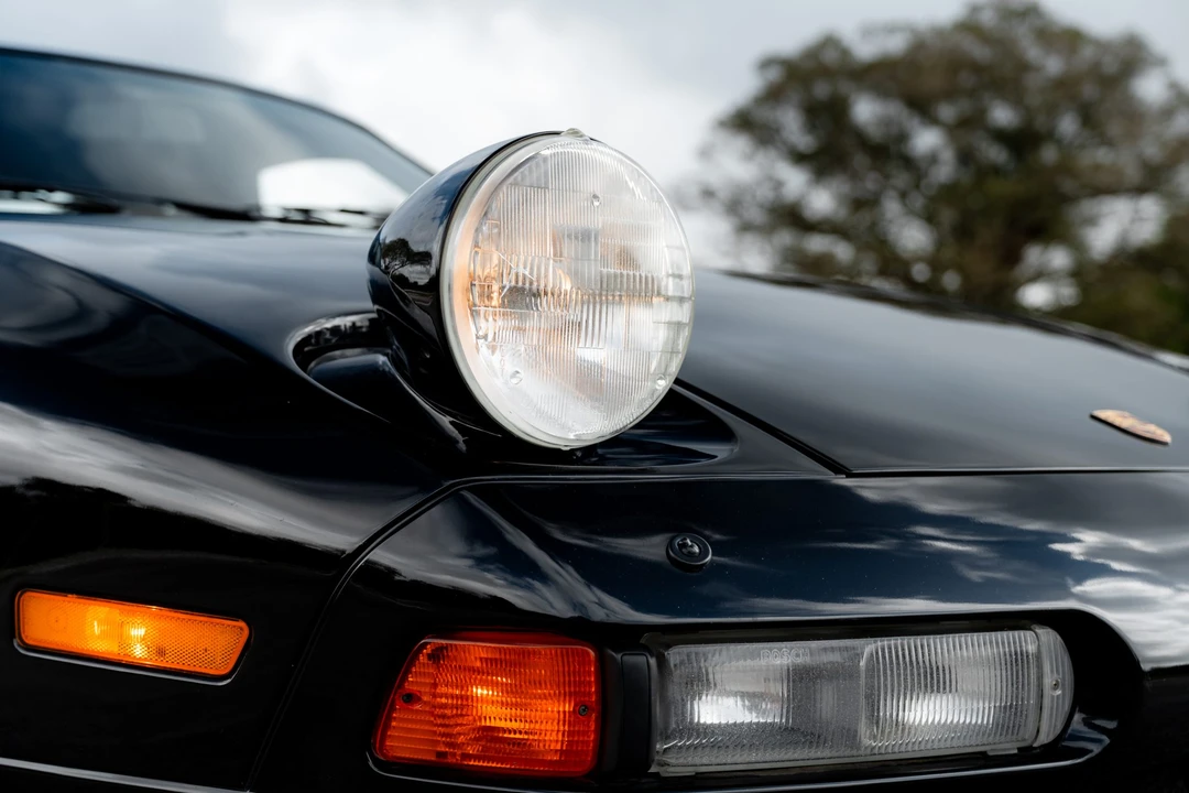 1989 Porsche 928 S4 - Image 12 of 31