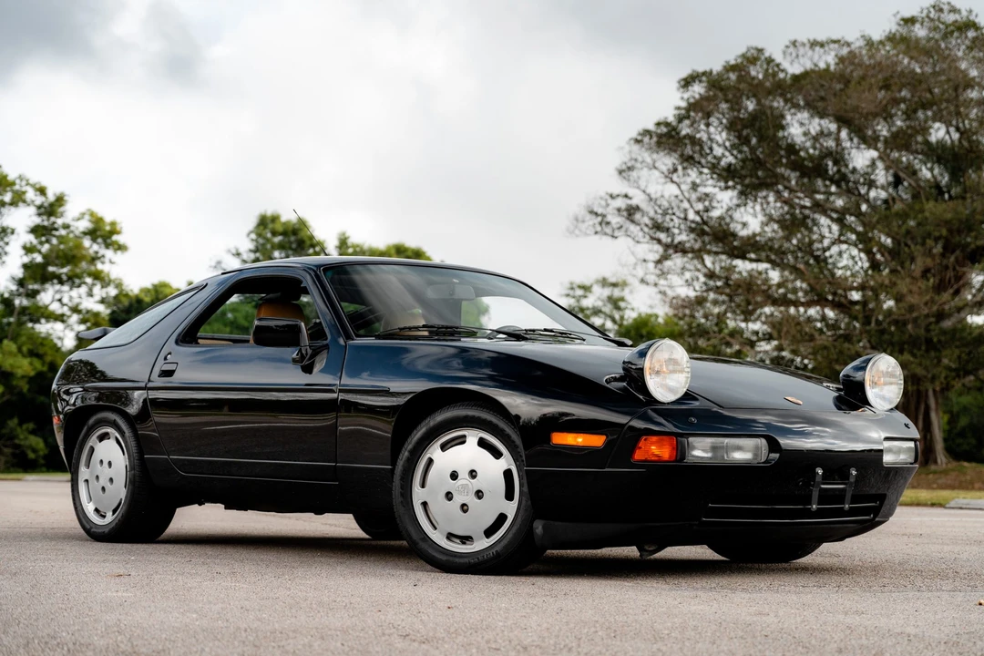 1989 Porsche 928 S4 - Image 10 of 31