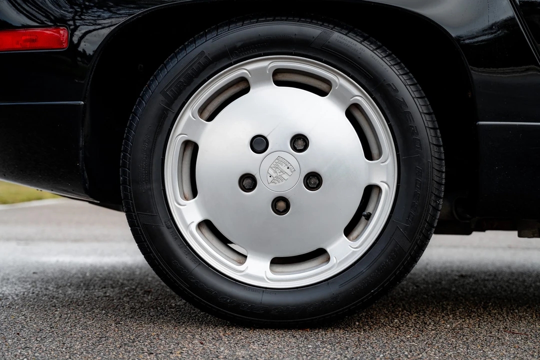 1989 Porsche 928 S4 - Image 25 of 31