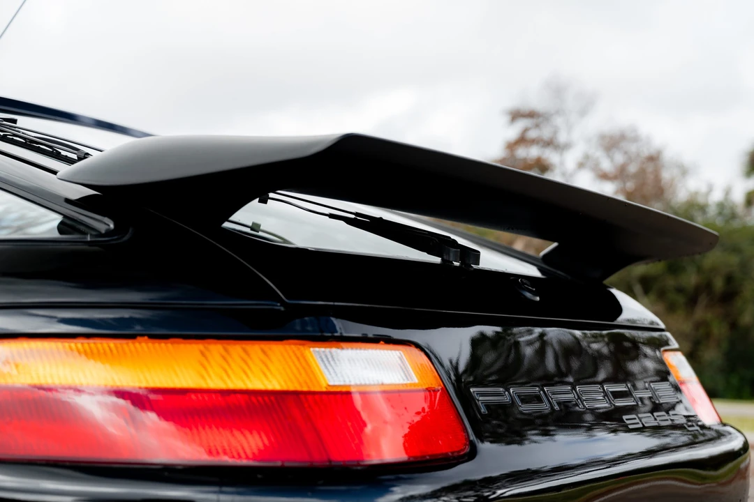 1989 Porsche 928 S4 - Image 17 of 31