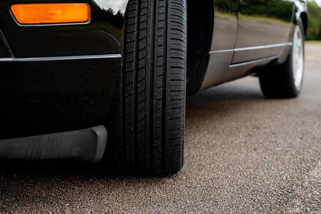 1989 Porsche 928 S4 - Image 29 of 31