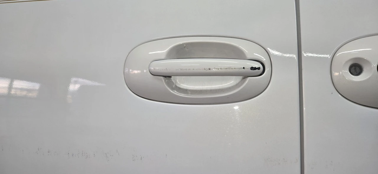 1997 Chrysler Town & Country - Image 25 of 31