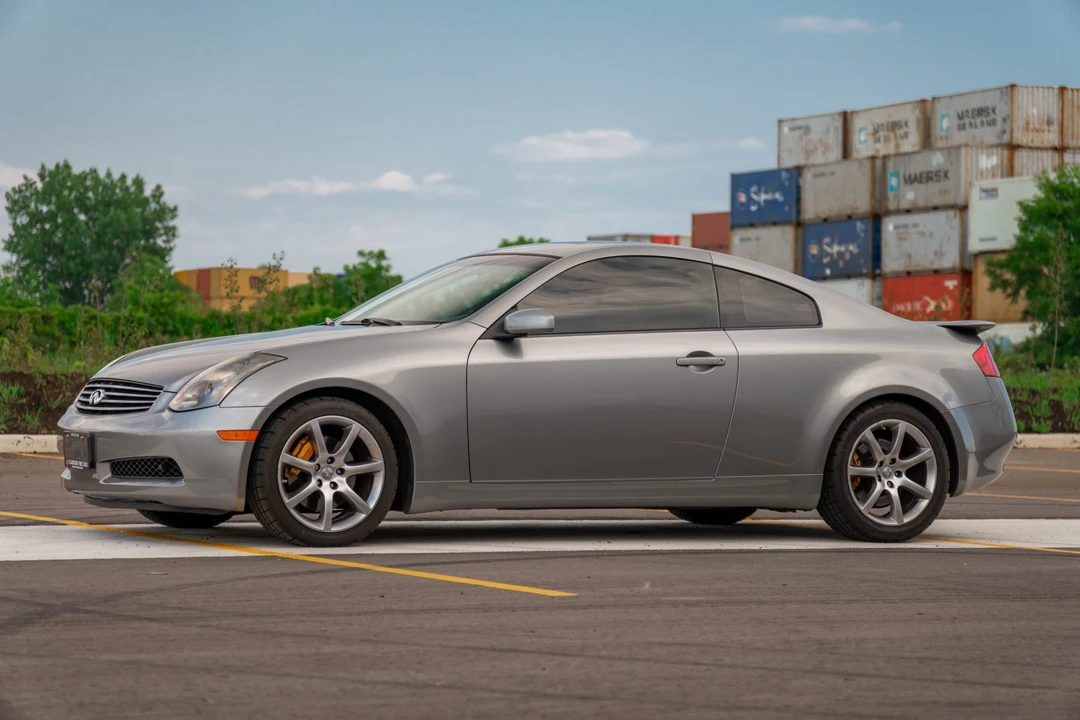 2004 Infiniti G35 3rd Gen - Image 16 of 31