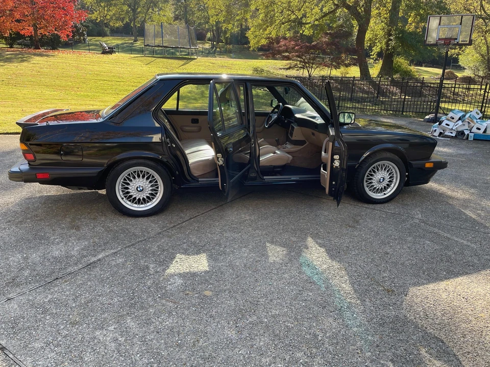 1988 BMW E28 M5 - Image 12 of 31