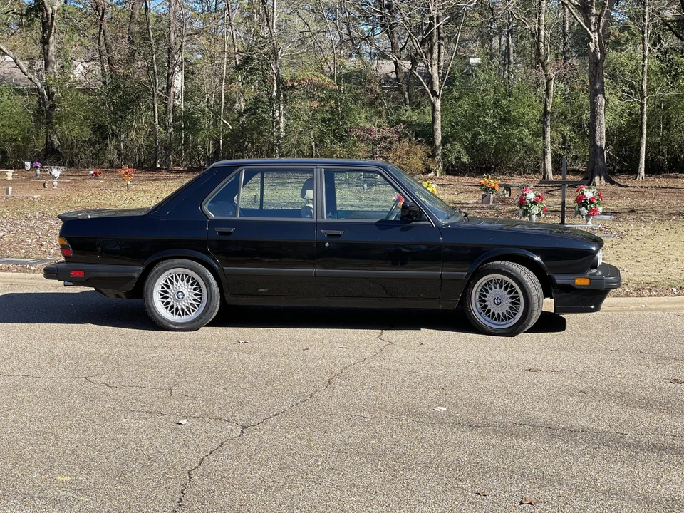 1988 BMW E28 M5 - Image 11 of 31