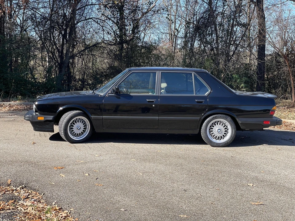 1988 BMW E28 M5 - Image 5 of 31