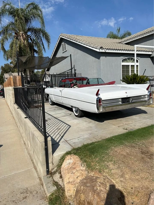 Cadillac Series 62 6th Gen - Image 2 of 7