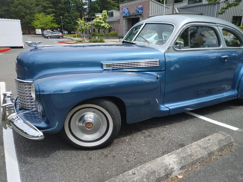 1941 Cadillac Series 61 - Image 3 of 31
