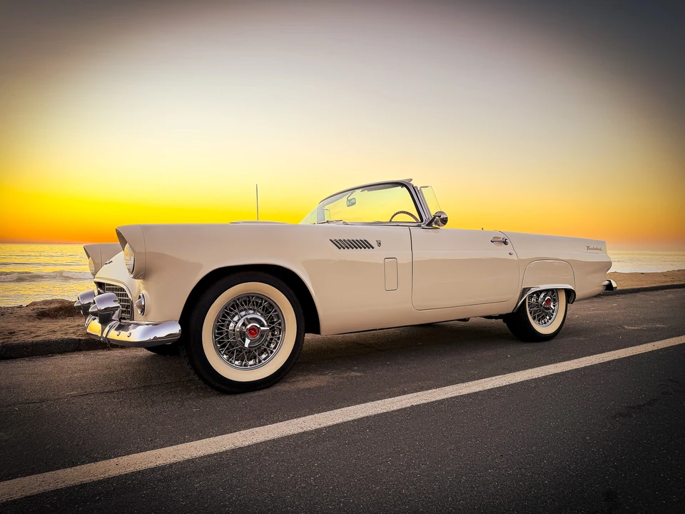 1956 Ford Thunderbird 1st Gen - Image 19 of 31